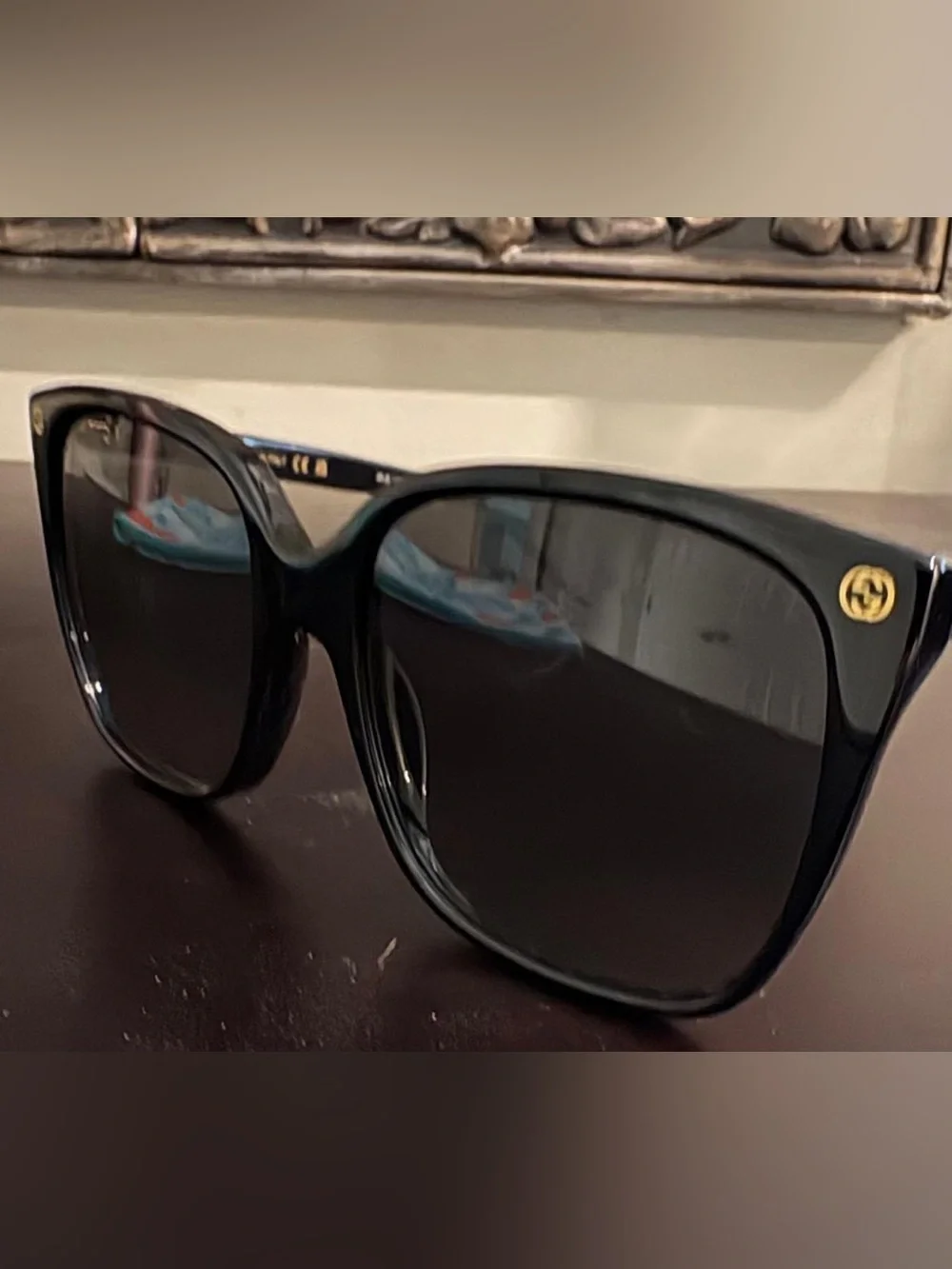 New Gucci Black Square Oversized Sunglasses (model GG0022S)